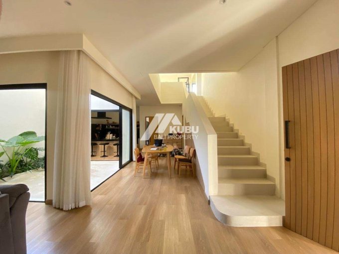 KBP1459  New house with minimalist design in the complex area.