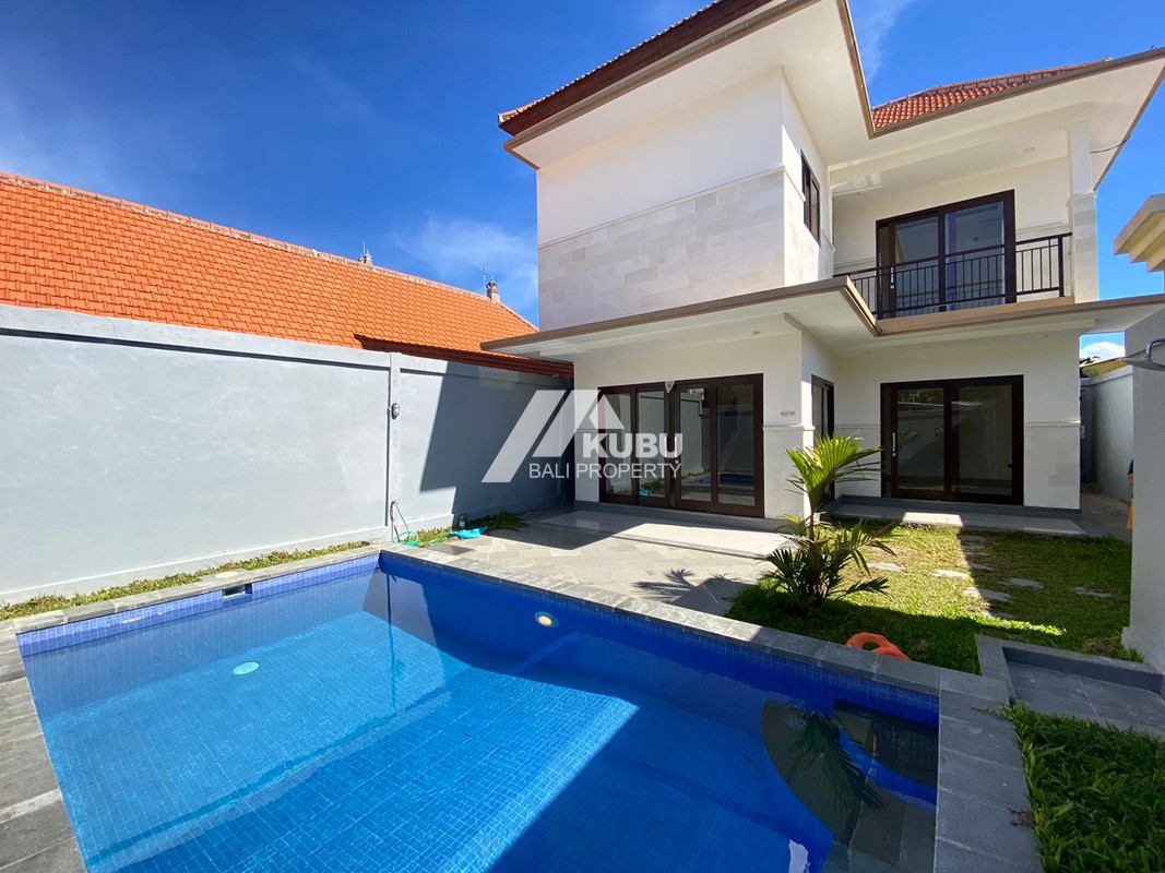 KBP1616 A new, minimalist modern villa with a private swimming pool and garden.