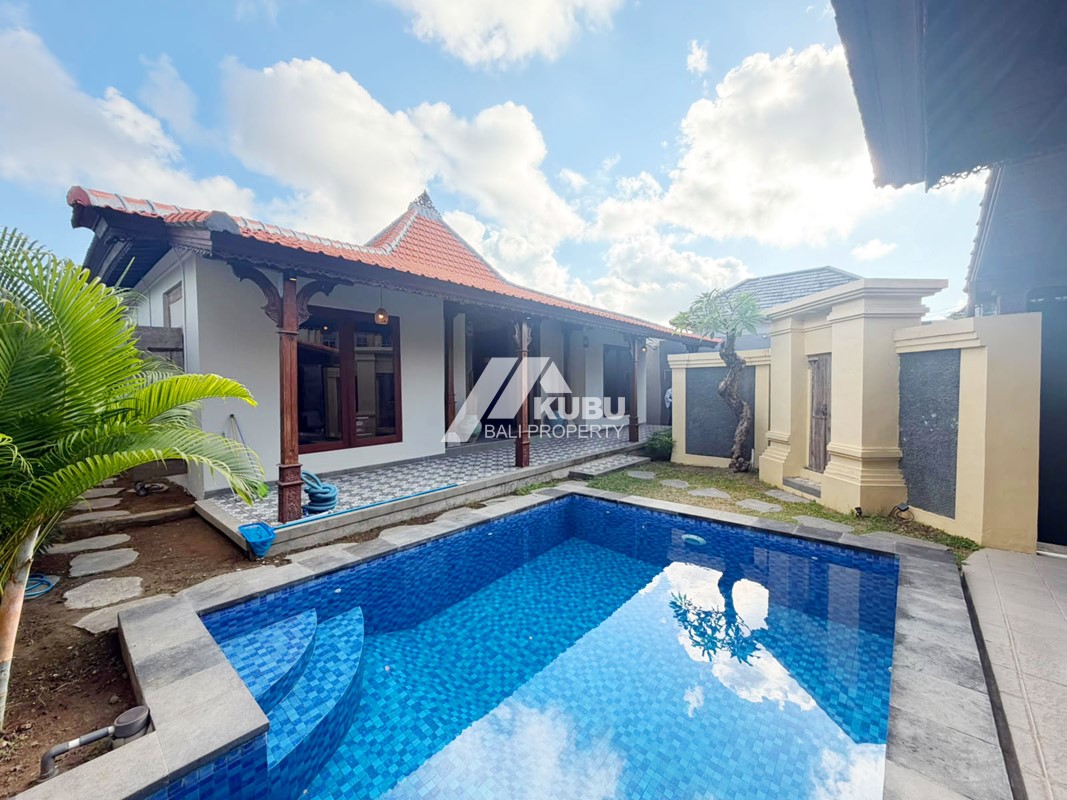 KBP0983 villa with joglo design in sanur
