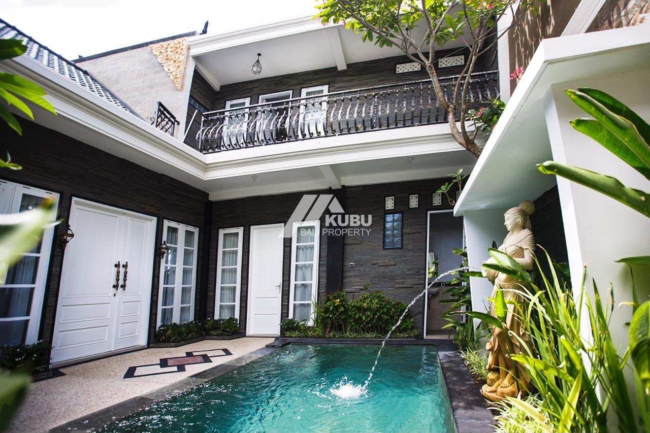 KBP1730  Charming 3-bedroom Villa  located in a quiet Sanur Area.