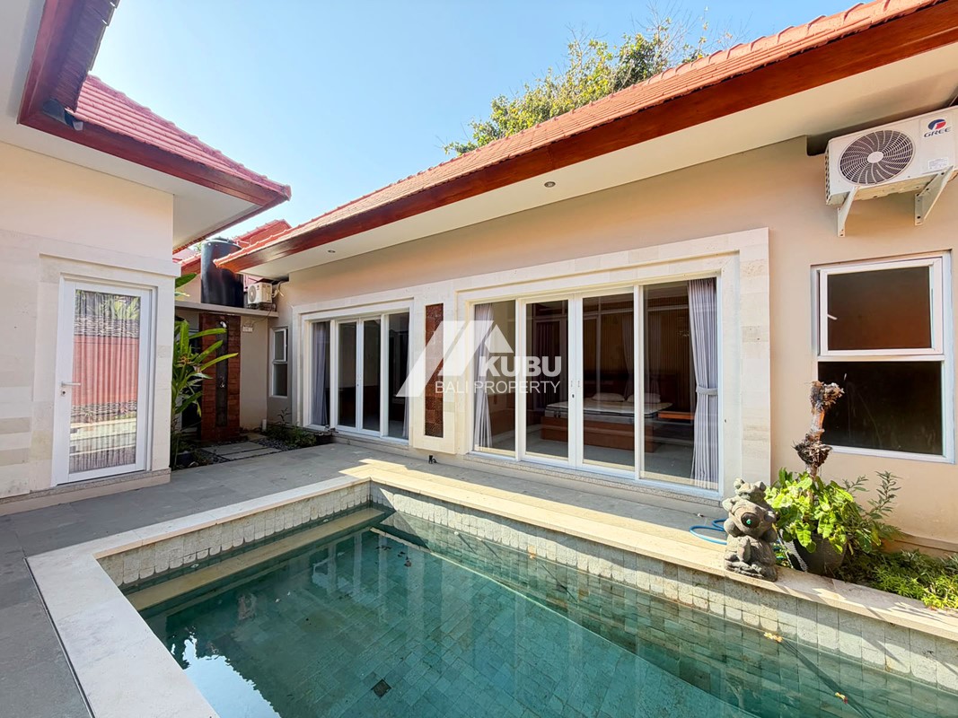 KBP1719 Charming Villa 2-bedroom located in area complex near prime location of sanur.